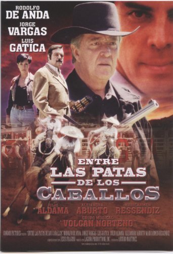Entre las patas de los caballos